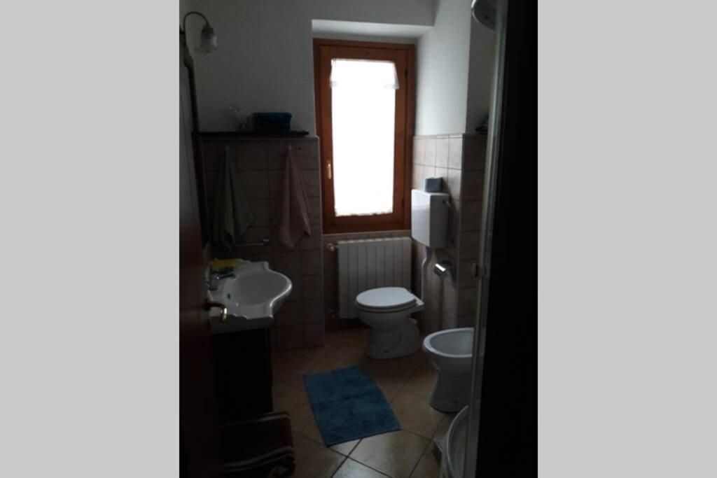 Appartamento Sul Lago D'Iseo Tavernola Bergamasca Exteriör bild